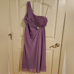 David's Bridal Purple one shoulder Bridesmaid's dress. Size 10